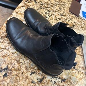 Prada vintage Boots . Sz 41 black with red stripe